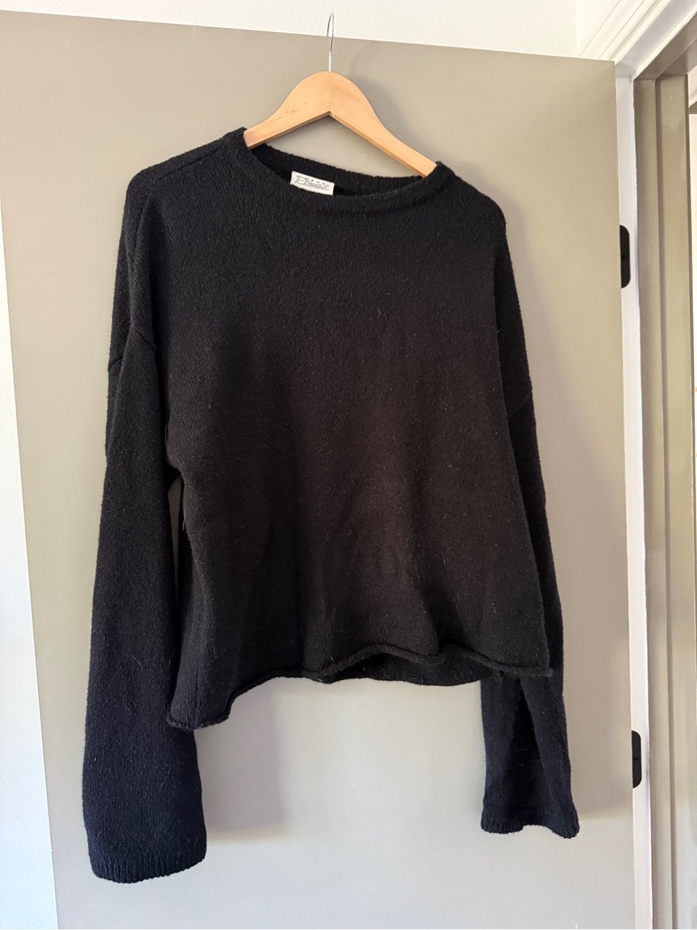 Black Knit Oversized Crewneck Sweater - Timeless Everyday Pullover